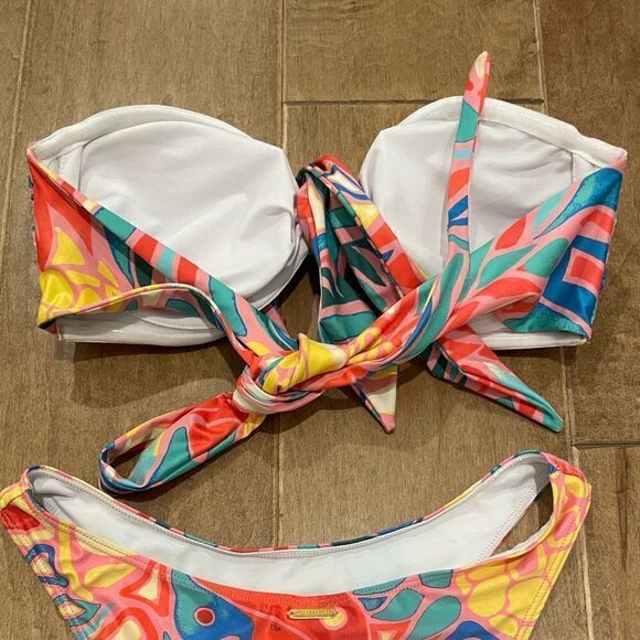 Kenny Flowers The Columbia Front Tie Bandeau Bikini Top - Picture 3 of 4